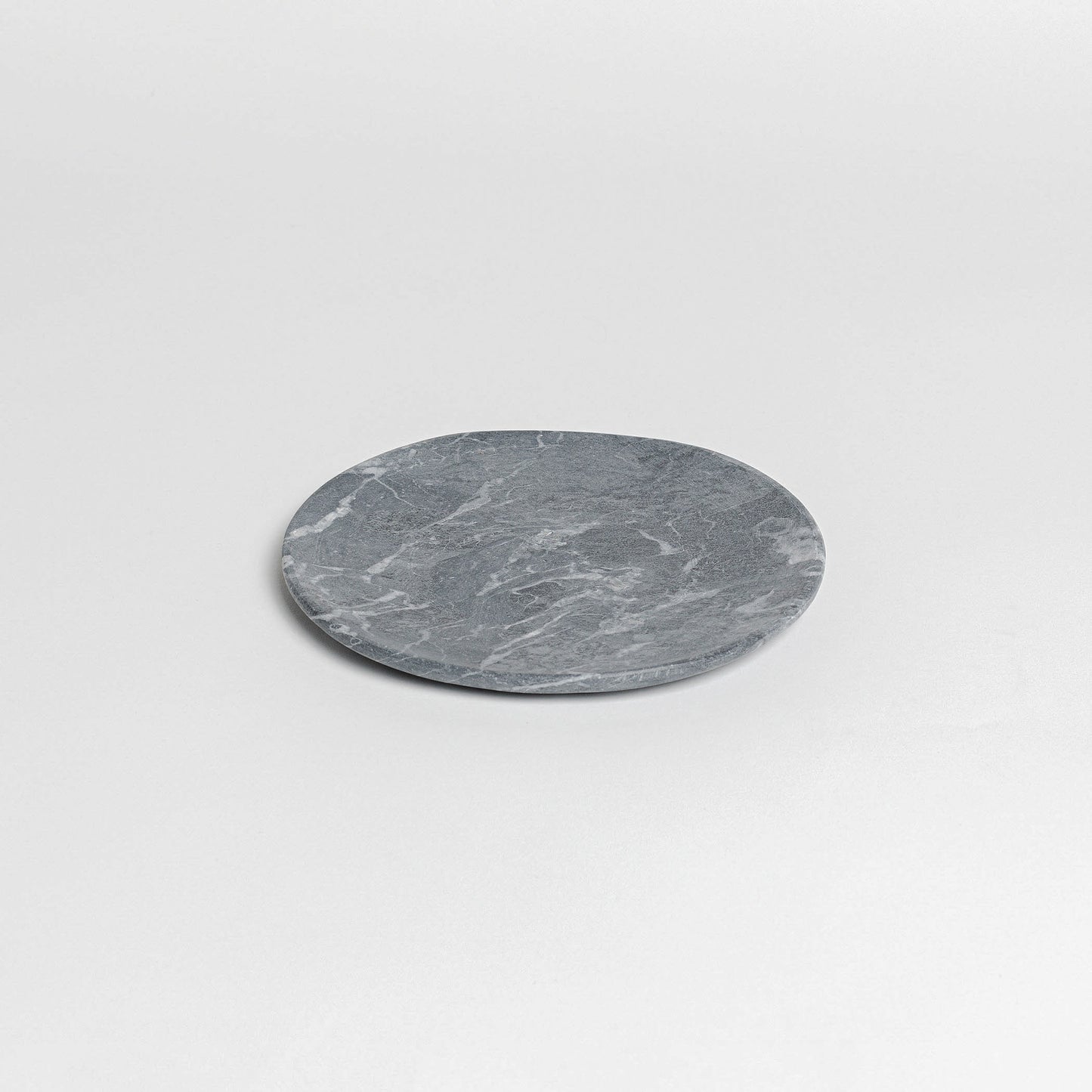 Medium Plate - Nordic Gray